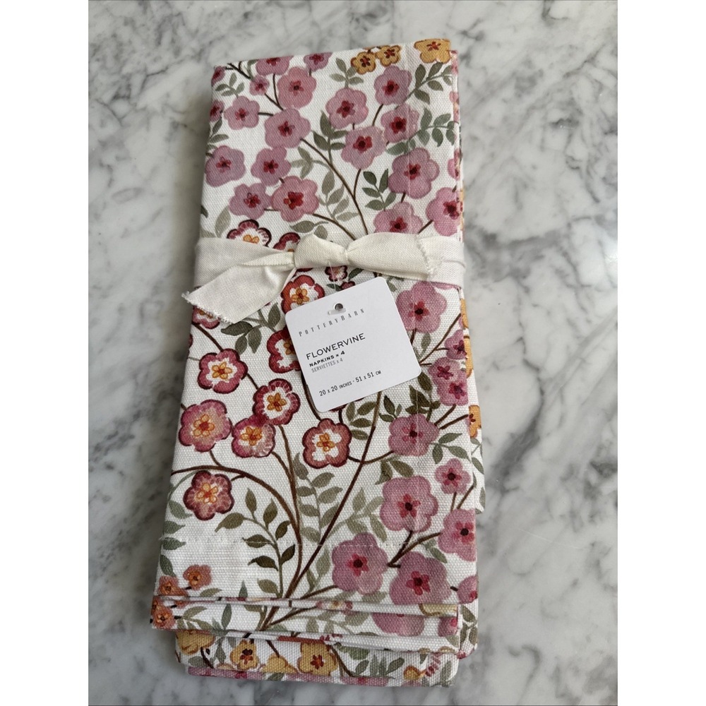pottery barn Flowervine napkin set of 4 brand new original $56